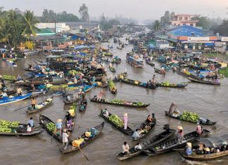 Du lịch Miền Tây đất nước hình chữ “S”