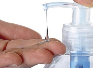 Một số dung dịch có thể thay thế dung dịch khử trùng tay trong mùa dịch