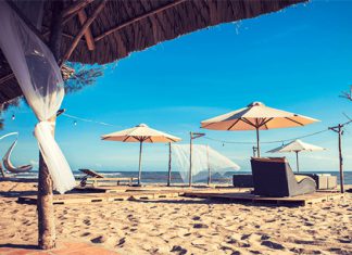 Dạo biển, vui chơi thả ga trong chuyến du lịch Coco Beach Phan Thiết